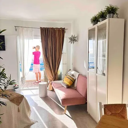 Mirador Paraiso: Superb Sea View Appartement *
