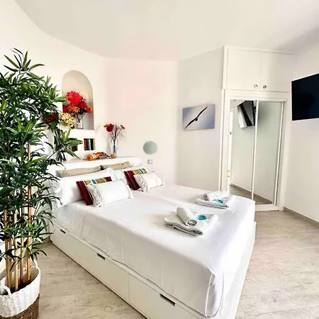 Mirador Paraiso: Superb Sea View Appartement *